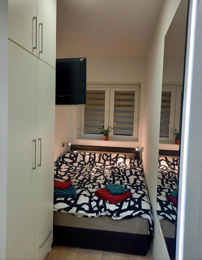 Skopje Contemporary Apartment Exterior photo